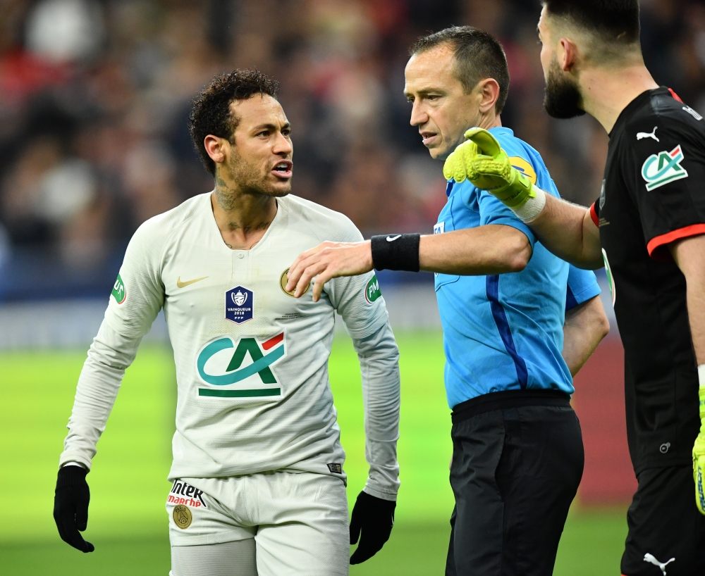 Neymar (L) of Paris Saint-Germain reacts during the French Cup final between Stade Rennais and Paris Saint-Germain (PSG) at Stade de France in Saint-Denis, north of Paris, France on April 27, 2019. ( Mustafa Yalç?n - Anadolu Agency )