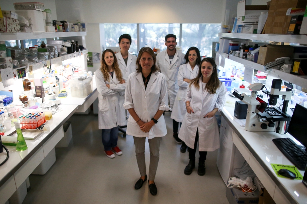 Marina Simian (C), a medical researcher, poses for a picture with members of her team, in Buenos Aires, Argentina May 9, 2019. Reuters/Agustin Marcarian
