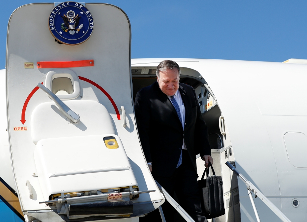 US Secretary of State Mike Pompeo steps down from the plane upon his arrival at the airport in the Black Sea resort city of Sochi, Russia, May 14, 2019. (Pavel Golovkin / via REUTERS)
