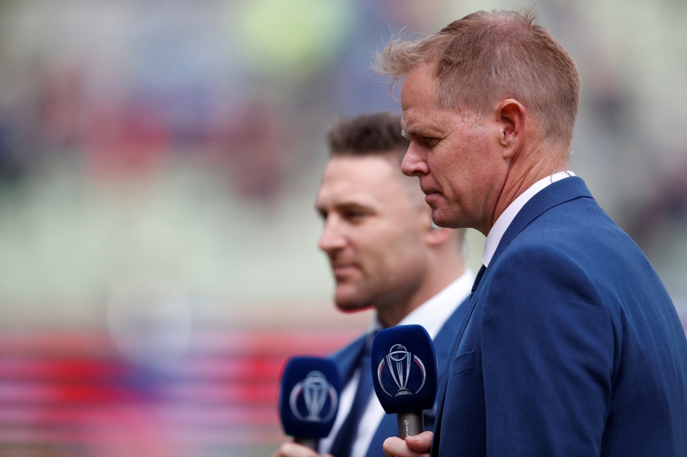 Shaun Pollock and Brendon McCullum perform media duties pitchside before the match Action Images via Reuters/Andrew Boyers