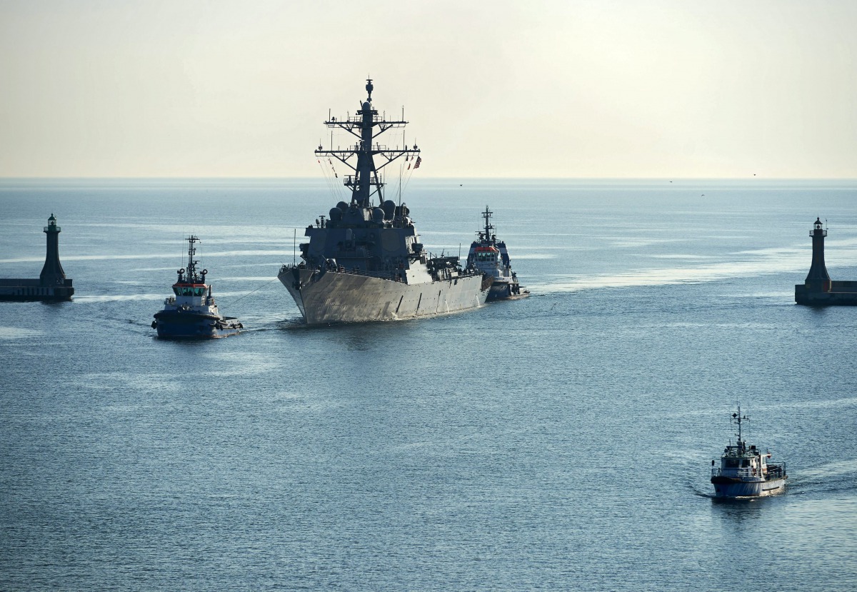 US Navy guided-missile destroyer USS Donald Cook enters the military port in Gdynia, Poland, April 8, 2016. EPA/Adam Warzawa