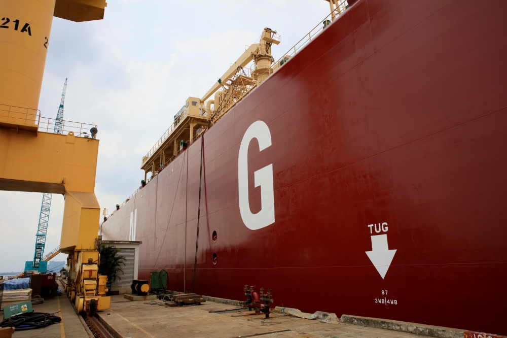 A South Korean-owned LNG tanker vessel is seen at Sembawabg shipyard in Singapore July 20, 2017. Reuters