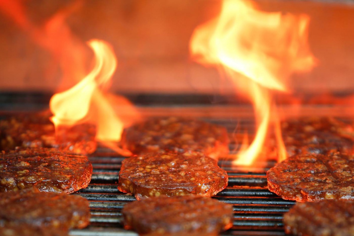 Veggie burgers are cooked over a flame on a grill in Greenwich, Connecticut, US, on June 26, 2017. Reuters/Adrees Latif
