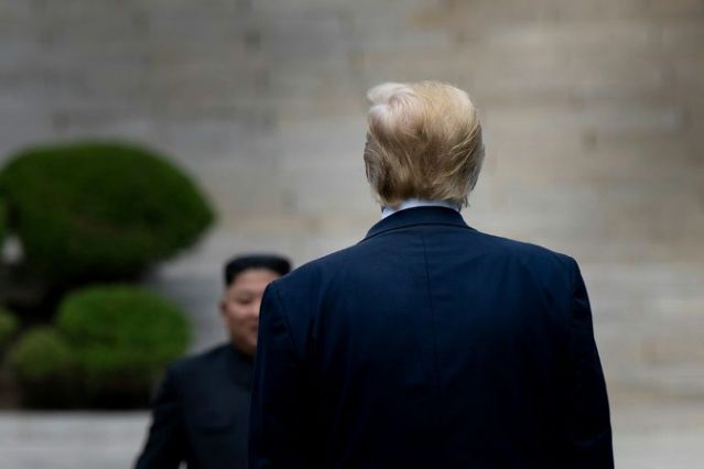 South Korea and the United States have begun joint military drills, defying Pyongyang's warnings that they could jeopardise nuclear talks (AFP Photo/Brendan Smialowski)