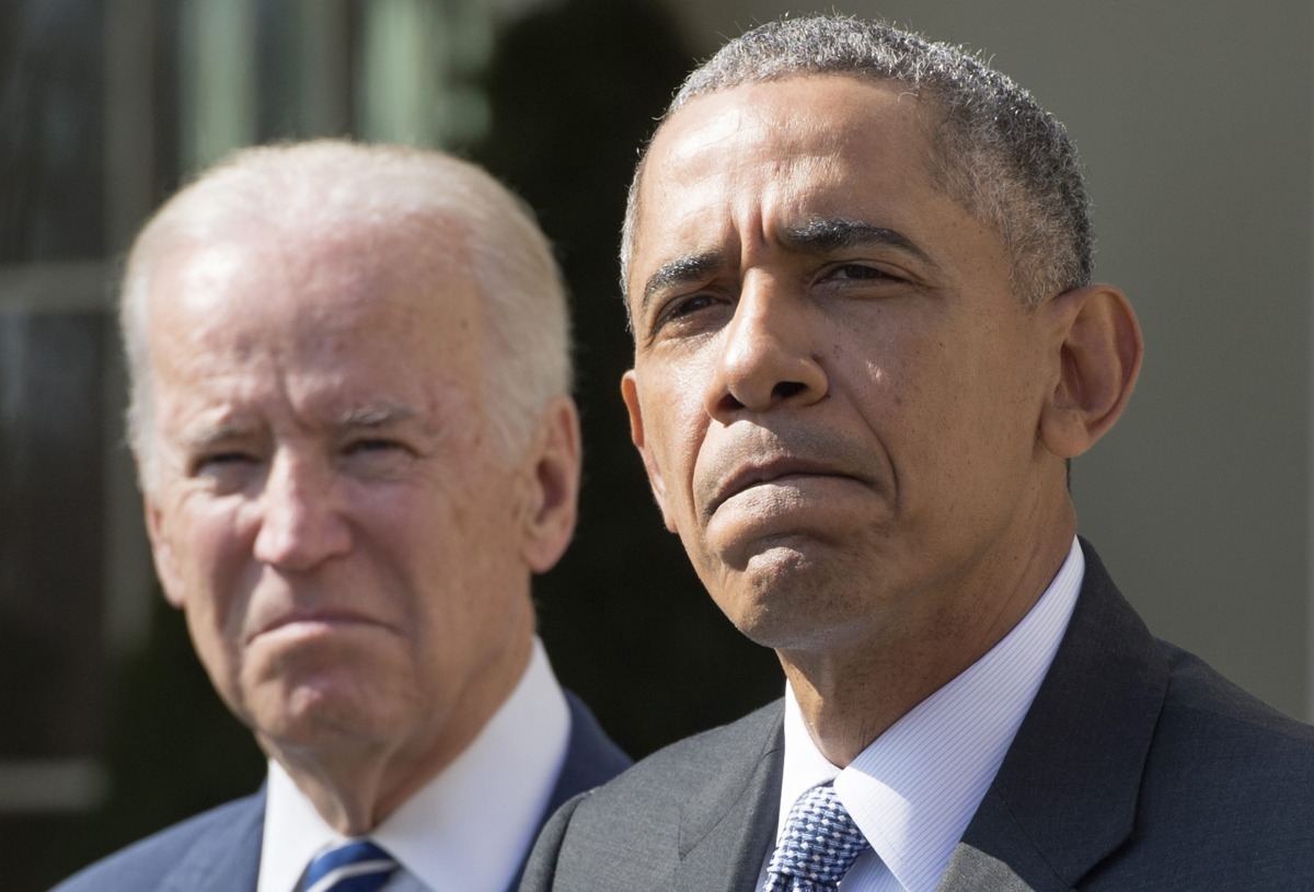 Barack Obama announces his nominee to the Supreme Court beside Joe Biden in the Rose Garden, White House, 16 March, 2016. EPA / MICHAEL REYNOLDS