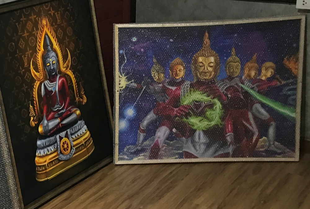 Paintings of Japanese superhero 