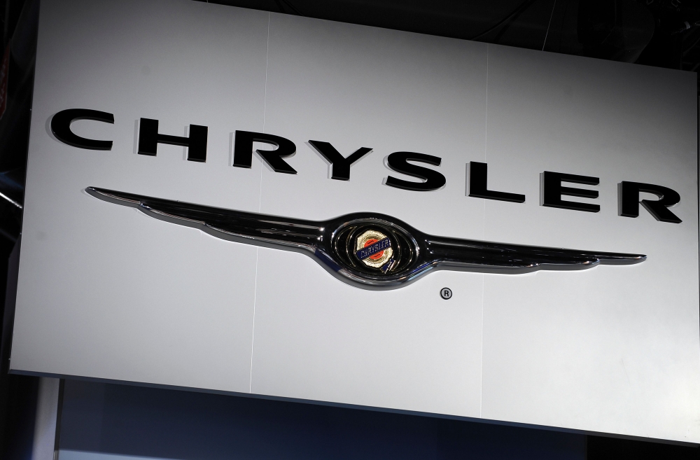 (FILES) In this file photo taken on April 08, 2009 The logo for Chrysler is seen on a screen at the New York International Auto Show April 8, 2009 in New York. AFP PHOTO/Stan Honda / AFP / STAN HONDA