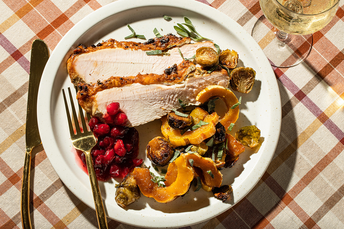  Herbed Turkey Breast With Delicata Squash and Brussels Sprouts. Photo by Justin Tsucalas for the Washington Post. 