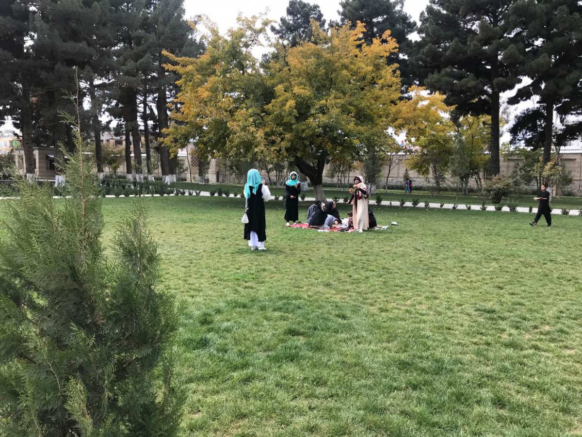A family enjoys a picnic in Chihilsitoon Garden, which was restored after it was damaged during four decades of war in Kabul, Afghanistan. November 6, 2019. Thomson Reuters Foundation/Rina Chandran