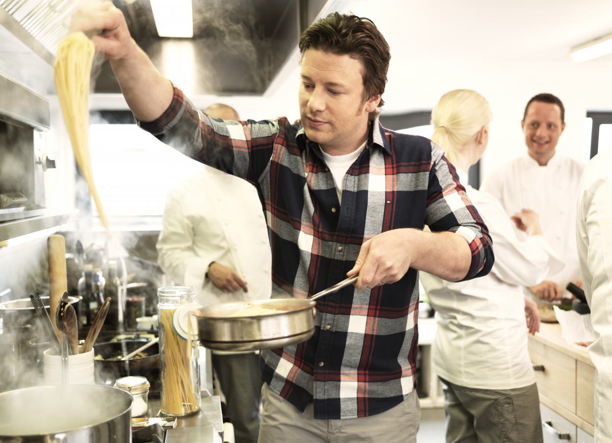 Jamie Oliver (Scandic Hotels / Wikimedia Commons / CC BY 3.0)  