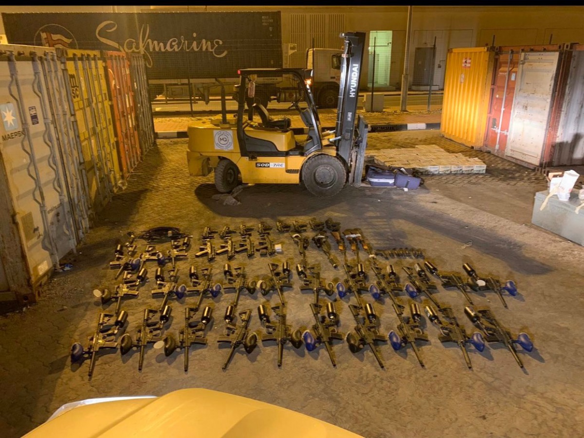 Image of toy guns being shared on social media. Source: Twitter