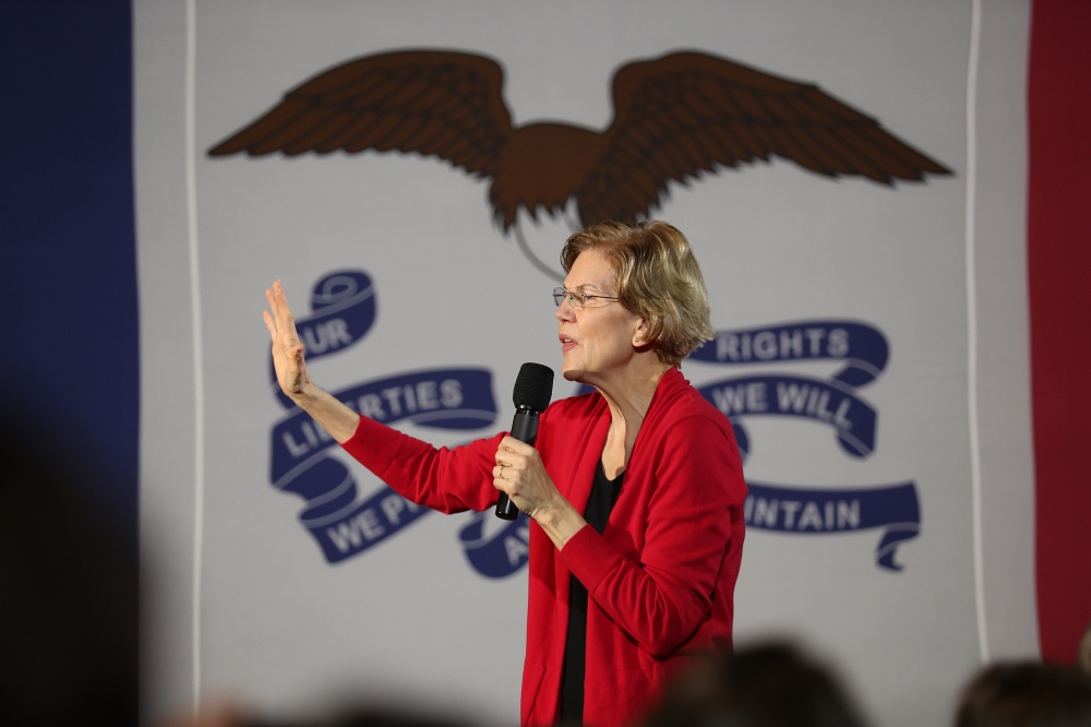 Democratic presidential candidate Sen. Elizabeth Warren (D-MA) speaks during a campaign stop at The River Center on December 28, 2019 in Des Moines, Iowa.  Joe Raedle/Getty Images/AFP