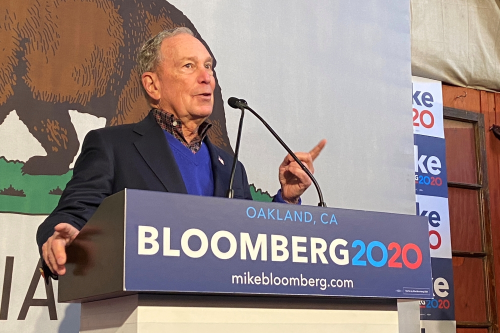  Democratic U.S. presidential candidate Michael Bloomberg speaks at a campaign event in Oakland, California, U.S. January 17, 2020. REUTERS/Peter Henderson 