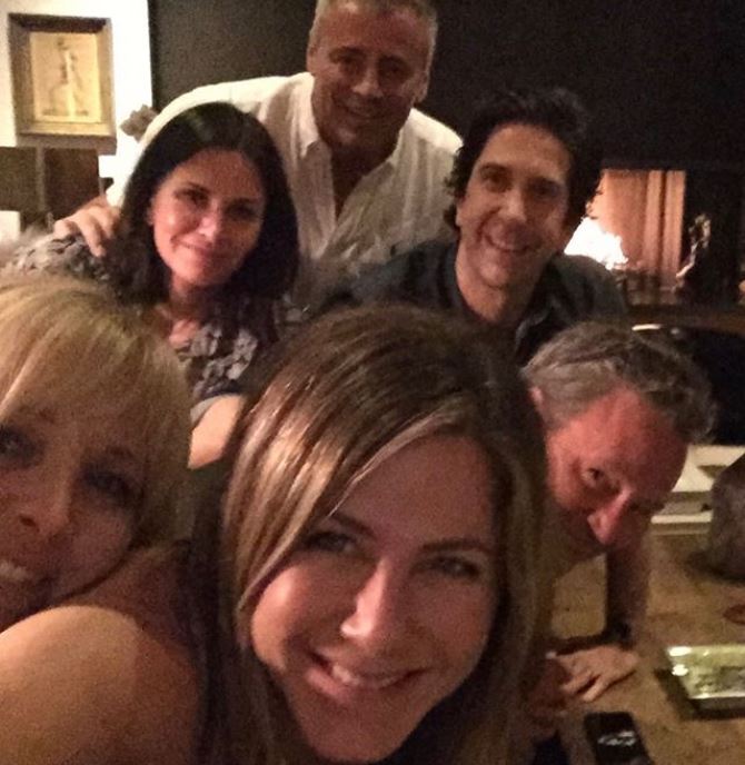 The friends cast (Jenniferaniston/Instagram) 