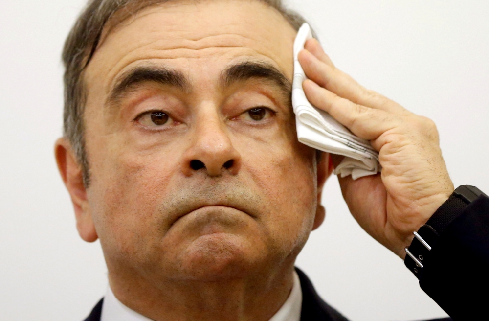  FILE PHOTO: Former Nissan chairman Carlos Ghosn gestures during a news conference at the Lebanese Press Syndicate in Beirut, Lebanon January 8, 2020. REUTERS/Mohamed Azakir/File Photo 