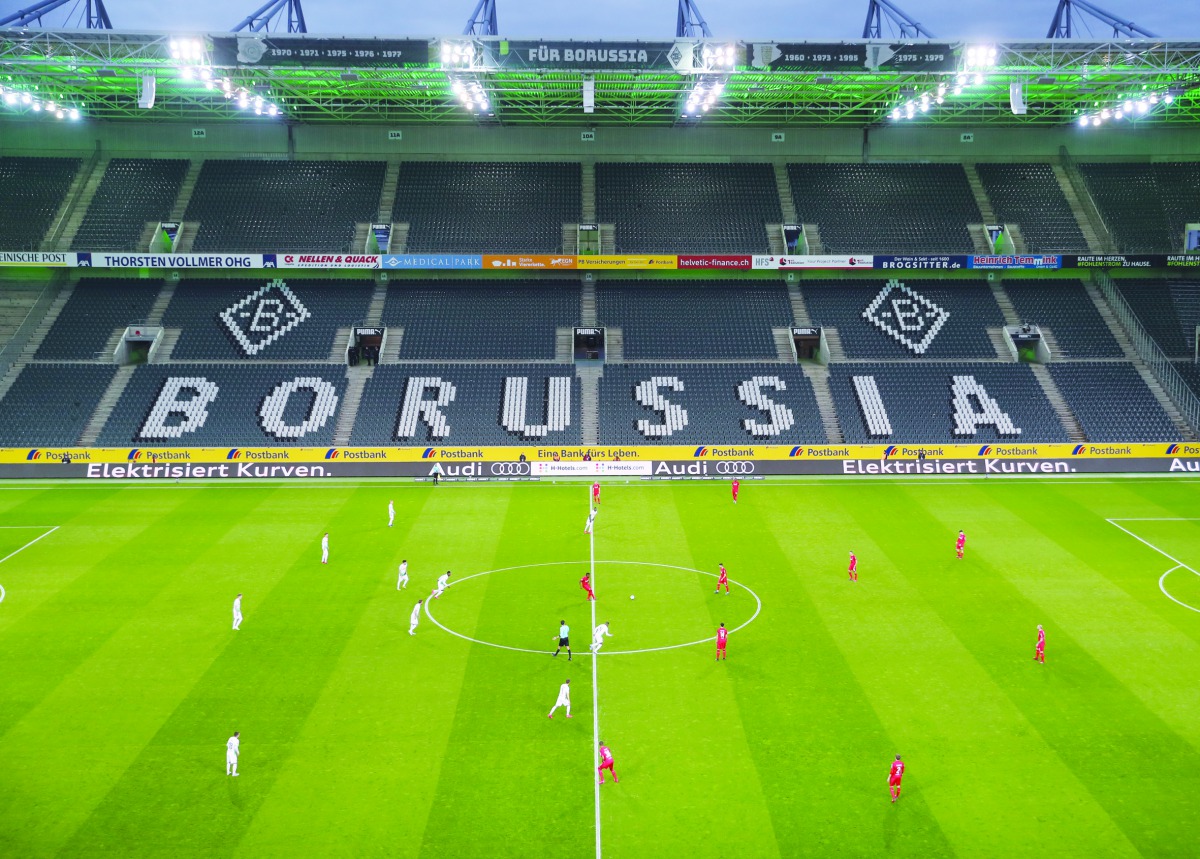 
General view as the match kicks off behind closed doors while the number of coronavirus cases grow around the world .Reuters/Wolfgang Rattay