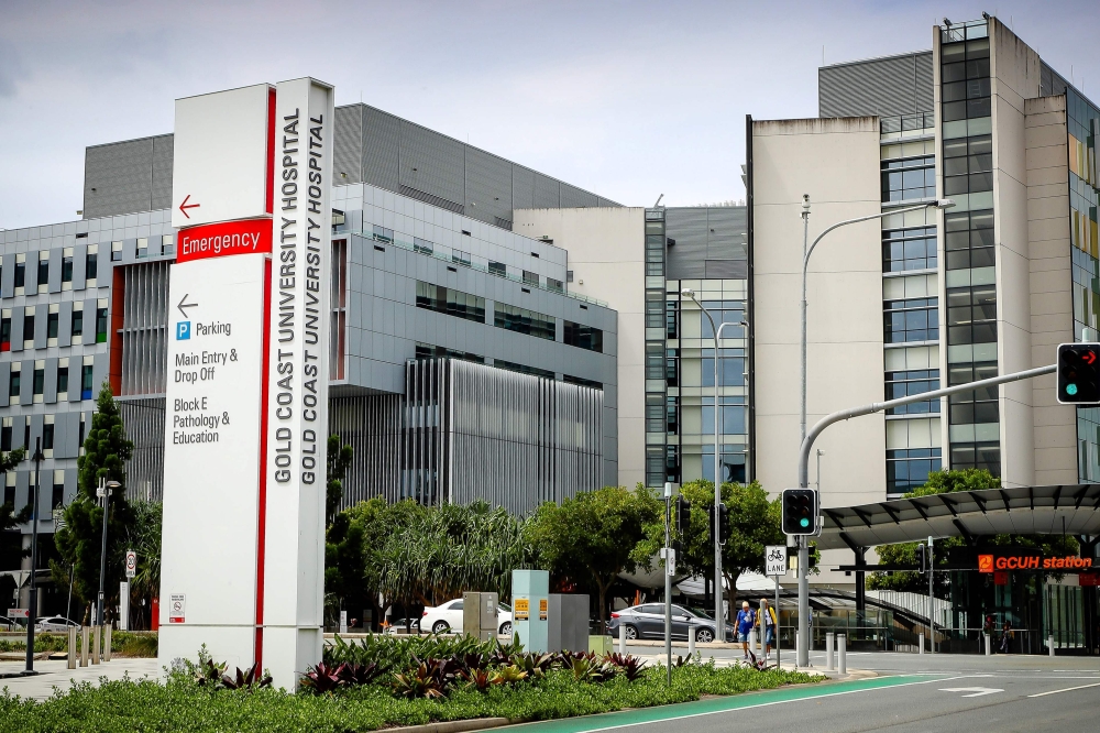 This general view shows part of the exterior of the Gold Coast University Hospital where the US actor Tom Hanks and his wife Rita Wilson were admitted for the COVID-19 coronavirus in Gold Coast on March 13, 2020 / AFP / Patrick HAMILTON 