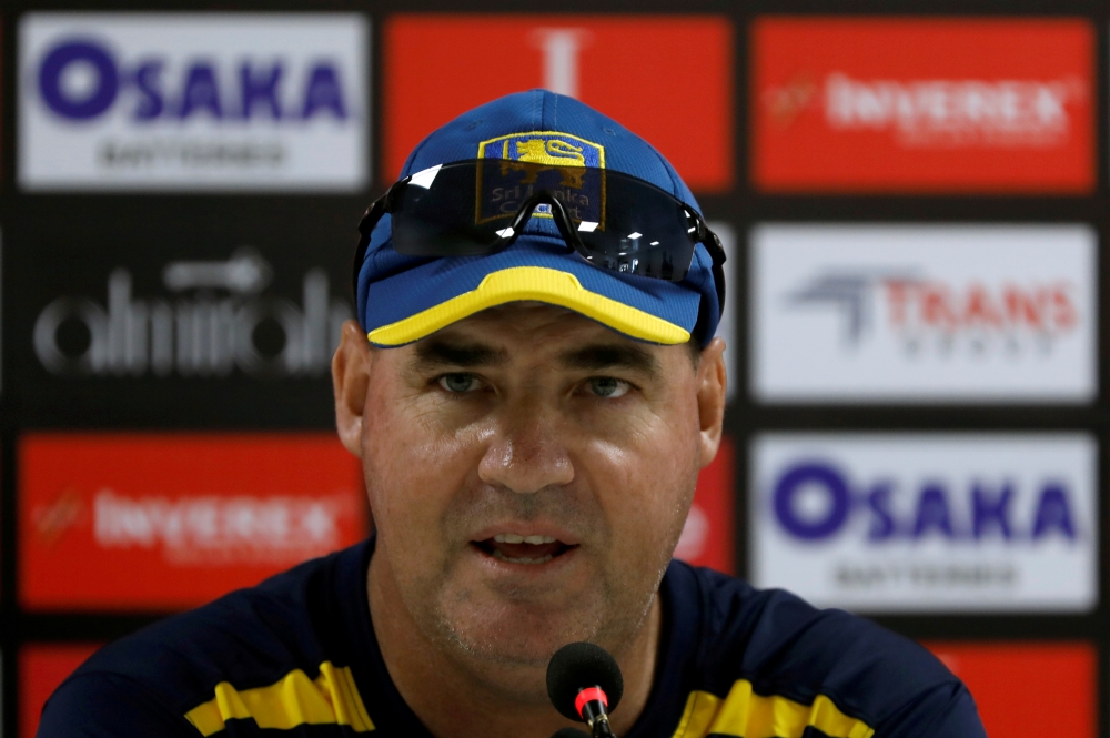 :FILE PHOTO: Sri Lanka's cricket coach Mickey Arthur speaks during a news conference at the National Stadium, Karachi, Pakistan December 17, 2019. REUTERS/Akhtar Soomro/File Photo
