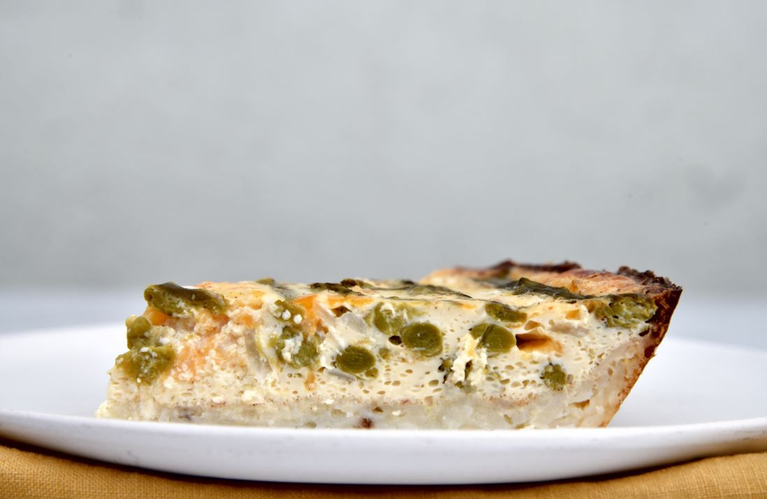 Hash Brown-Crust Veggie Pie. Washington Post photo by Marvin Joseph.
