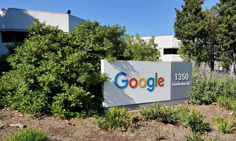 A sign is pictured outs a Google offcie near the company's headquarters in Mountain View, California, U.S., May 8, 2019. Photo taken May 8, 2019. REUTERS/Dave Paresh/File Photo