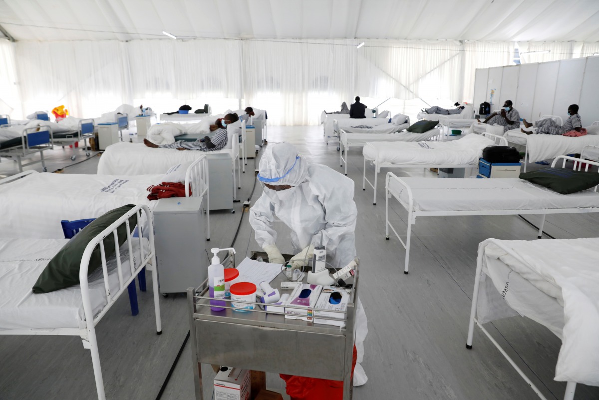 A nurse works inside a field hospital builtÊon a soccer stadium in Machakos, as the number of confirmed coronavirus disease (COVID-19) cases continues to rise in Kenya, July 23, 2020. Picture taken July 23, 2020.REUTERS/Baz Ratner
