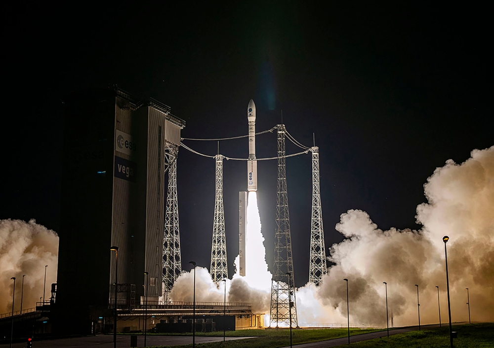 This handout photo taken and released on September 2, 2020 by European Space Agency (ESA) shows a wide view of the Vega rocket lift-off from Europe's Spaceport in Kourou, French Guiana. Europe's Vega rocket, carrying 53 small satellites, returned to the s