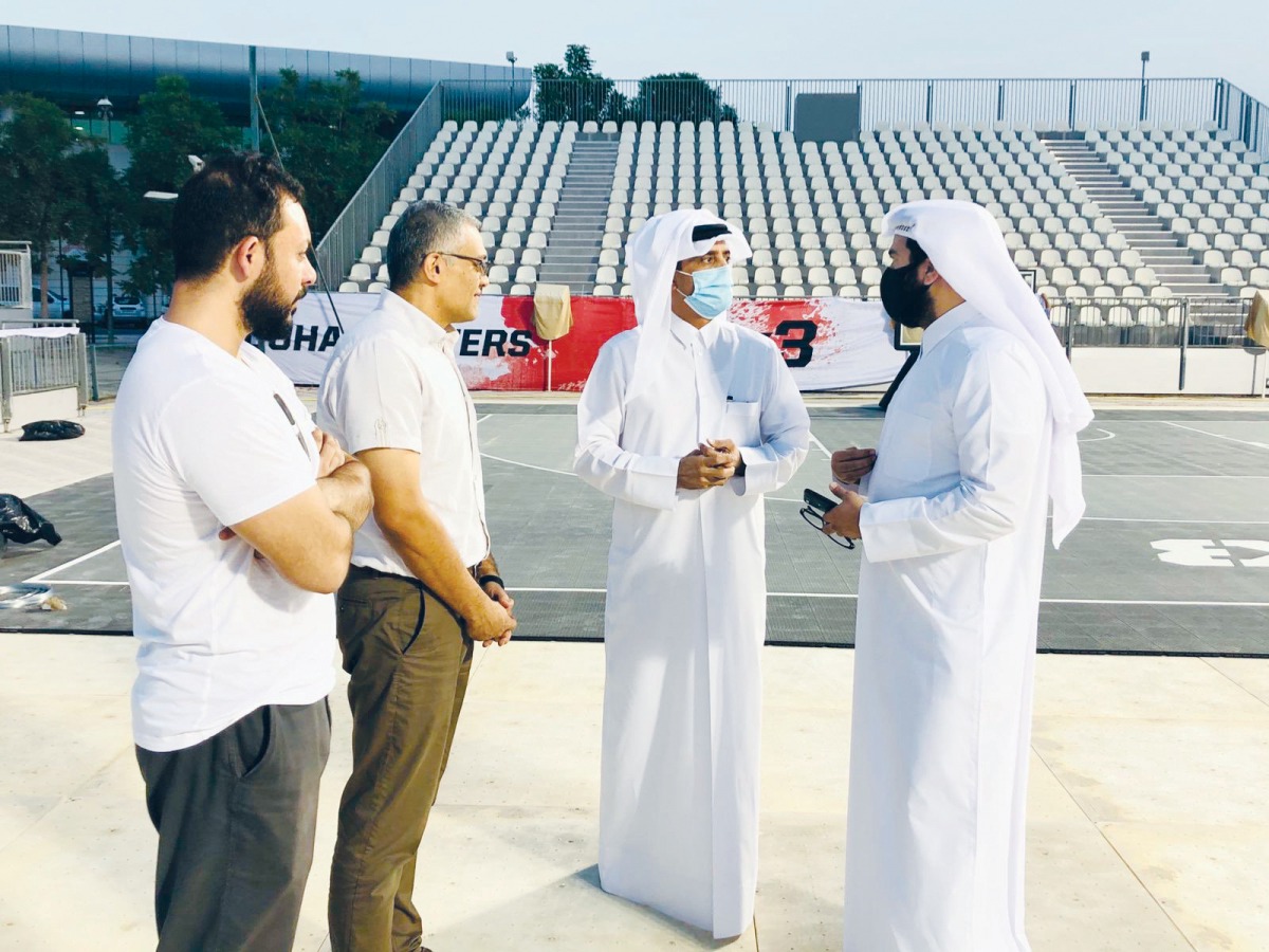 Director of Sports Affairs at Qatar Olympic Committee, Khalil Al Jaber, and officials reviewing the preparations at Al Gharafa Beach Courts ahead of the FIBA 3x3 World Tour Doha Masters which will take place on November 20 and 21.