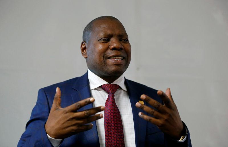 FILE  PHOTO: South Africa's minister of health Zweli Mkhize, in Roodeport, South Africa, file. REUTERS/Siphiwe Sibeko
