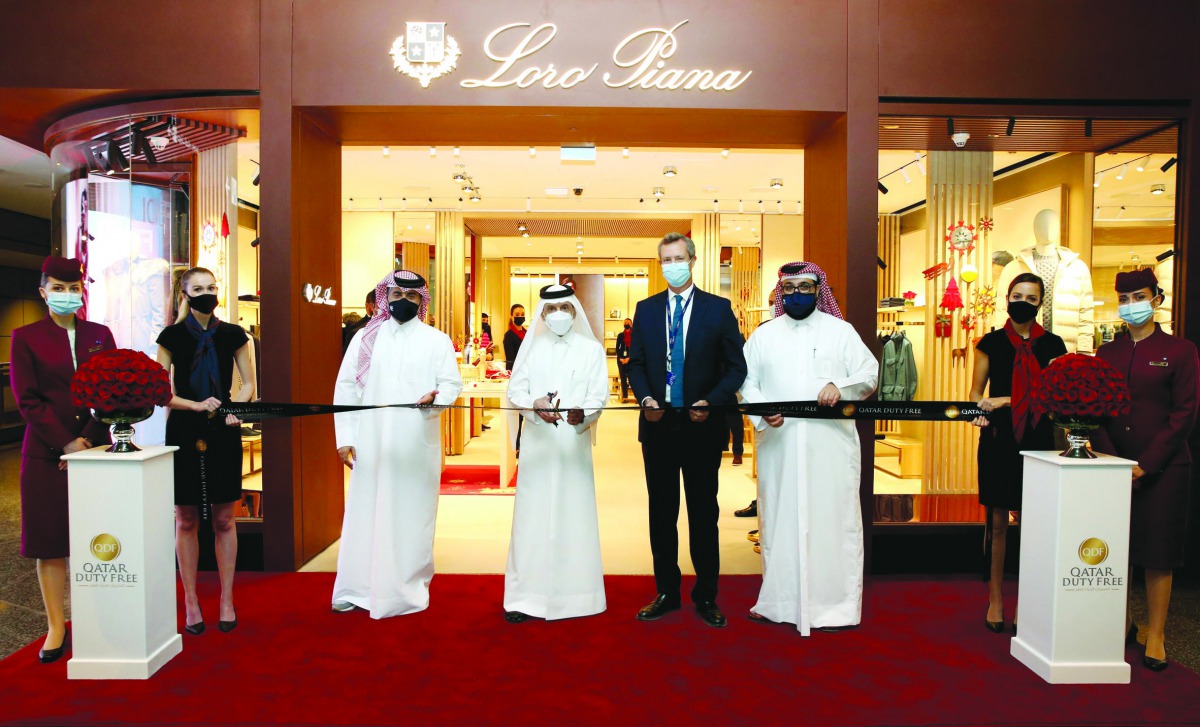 Qatar Airways Group Chief Executive H E Akbar Al Baker, Hamad International Airport Chief Operating Officer Engr Badr Al Meer, Qatar Duty Free Vice-President Operations, Thabet Musleh, and VIP guests at the opening.