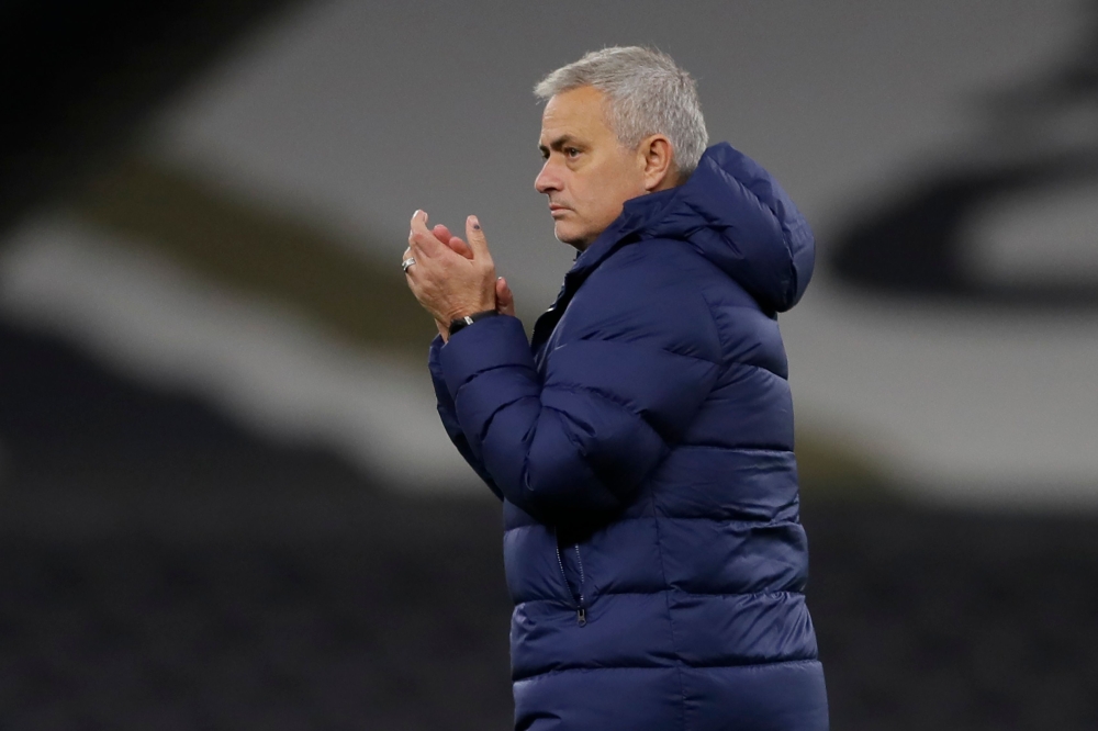 Tottenham Hotspur's Portuguese head coach Jose Mourinho reacts at the final whistle during the UEFA Europa League 1st round Group J football match between Tottenham Hotspur and Antwerp at the Tottenham Hotspur Stadium in London, on December 10, 2020. / AF