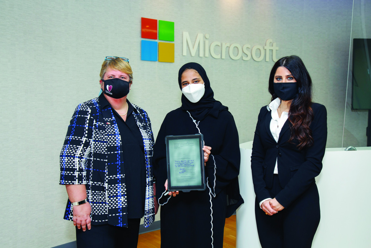 Head Girl of Durham School for Girls, Shaikha Jassem Al Sulaiti with her certificate.  
