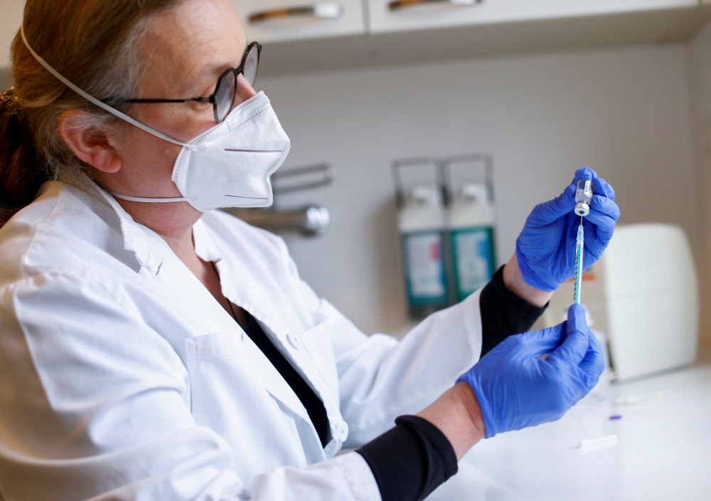 FILE PHOTO: REUTERS/Thilo Schmuelgen