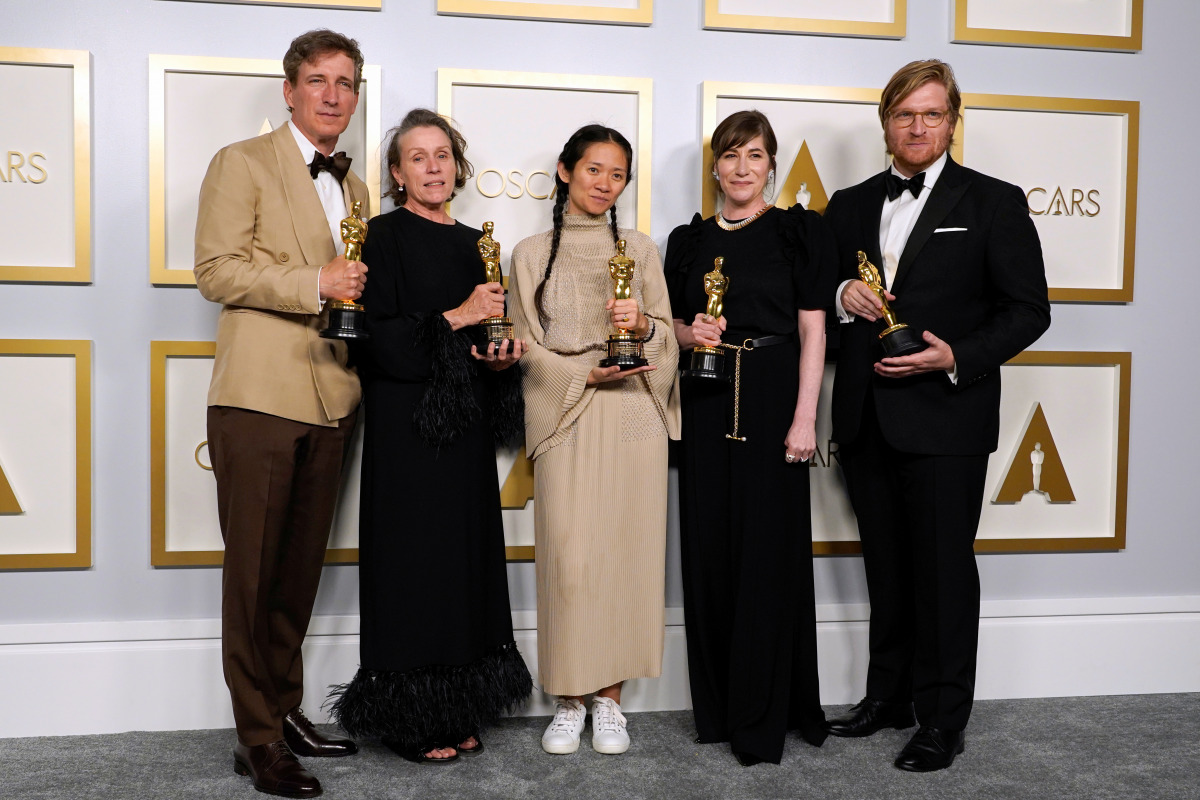 Peter Spears, Frances McDormand, Chloe Zhao, Mollye Asher and Dan Janvey, winners of the award for best picture for 