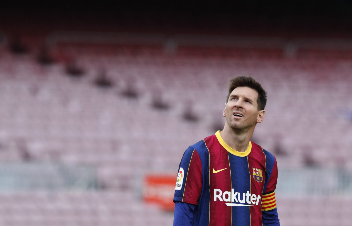 Soccer Football - La Liga Santander - FC Barcelona v Celta Vigo - Camp Nou, Barcelona, Spain - May 16, 2021 Barcelona's Lionel Messi reacts REUTERS/Albert Gea
