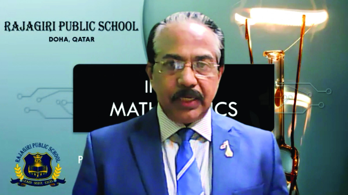 A workshop being presented by Vice-Principal of Rajagiri Public School, S Radhakrishnan.