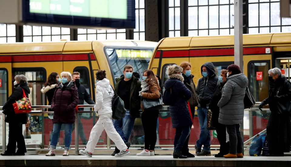 FILE PHOTO: REUTERS/Fabrizio Bensch/File Photo

