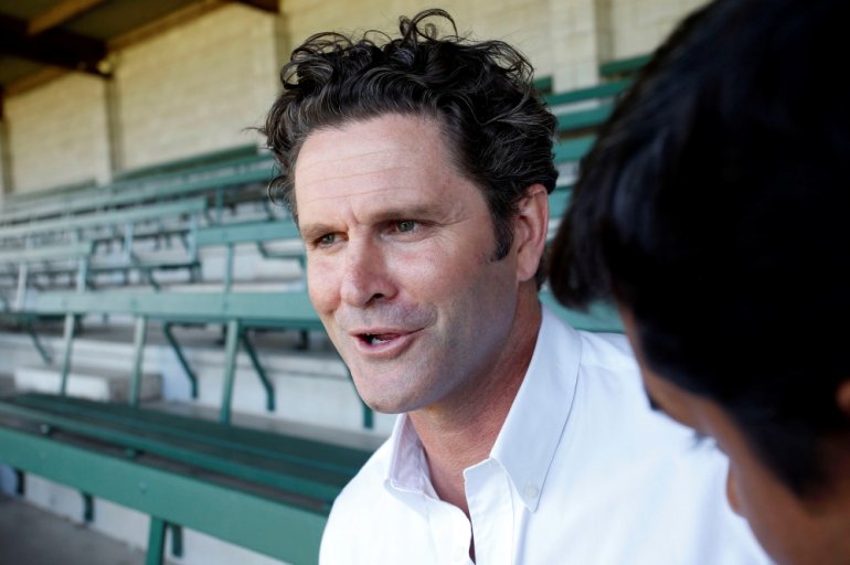 file photo: Former New Zealand cricketer Chris Cairns gives a news conference on day four of the first international test cricket match against New Zealand, at Eden Park in Auckland, February 9, 2014. REUTERS/Nigel Marple
