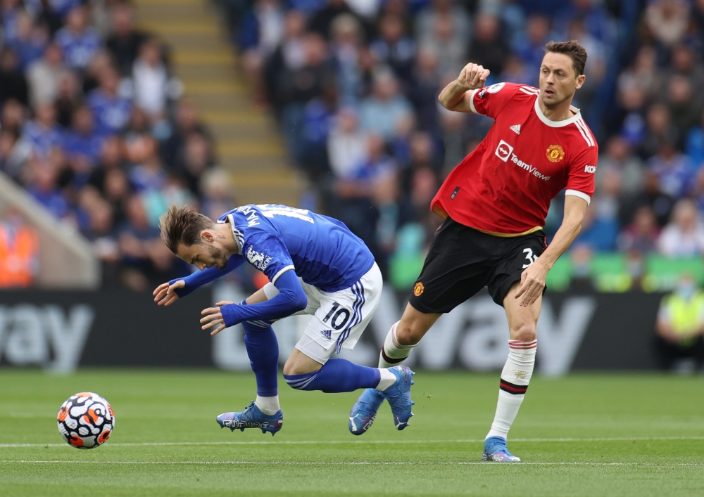 :Soccer Football - Premier League - Leicester City v Manchester United - King Power Stadium, Leicester, Britain - October 16, 2021 Leicester City's James Maddison in action with Manchester United's Nemanja Matic Action Images via Reuters/Carl Recine 