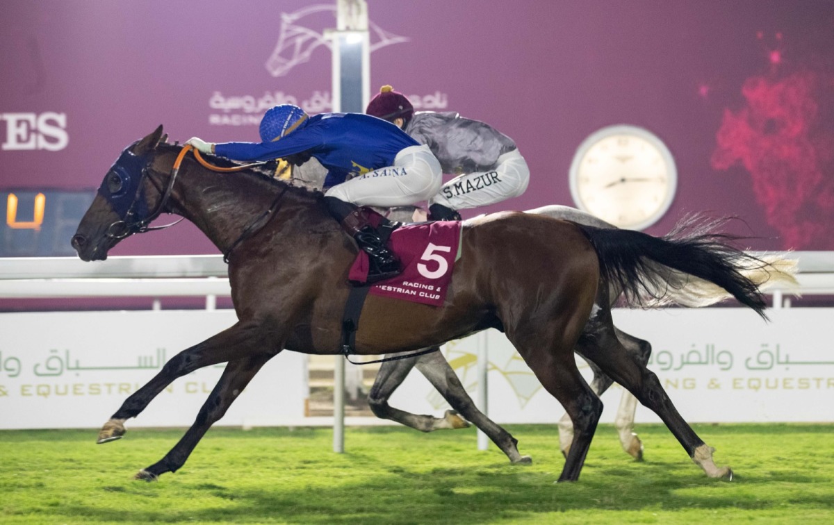 Alberto Sanna guides Iloucio to win in yesterday's feature race.  
