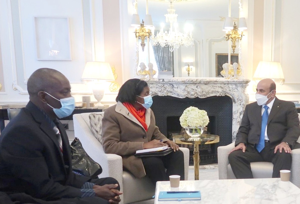 Minister of Transport H E Jassim Saif Ahmed Al Sulaiti meeting a St. Lucian government delegation on the occasion of the Minister's visit to International Maritime Organization, in London.  