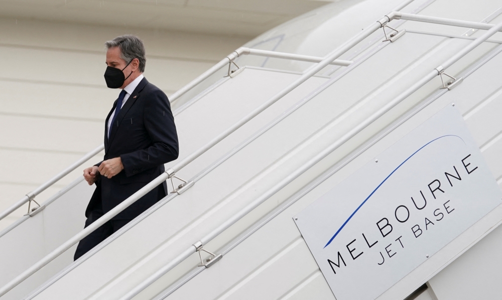 U.S. Secretary of State Antony Blinken steps from his plane upon his arrival to attend the meeting of the Quadrilateral Security Dialogue (Quad) foreign ministers in Melbourne, Australia, February 9, 2022. REUTERS/Kevin Lamarque