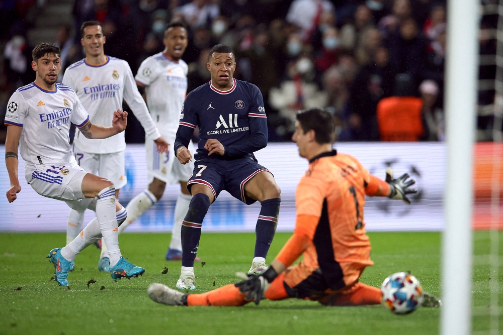 Paris St Germain's Kylian Mbappe scores their first goal Reuters/Sarah Meyssonnier