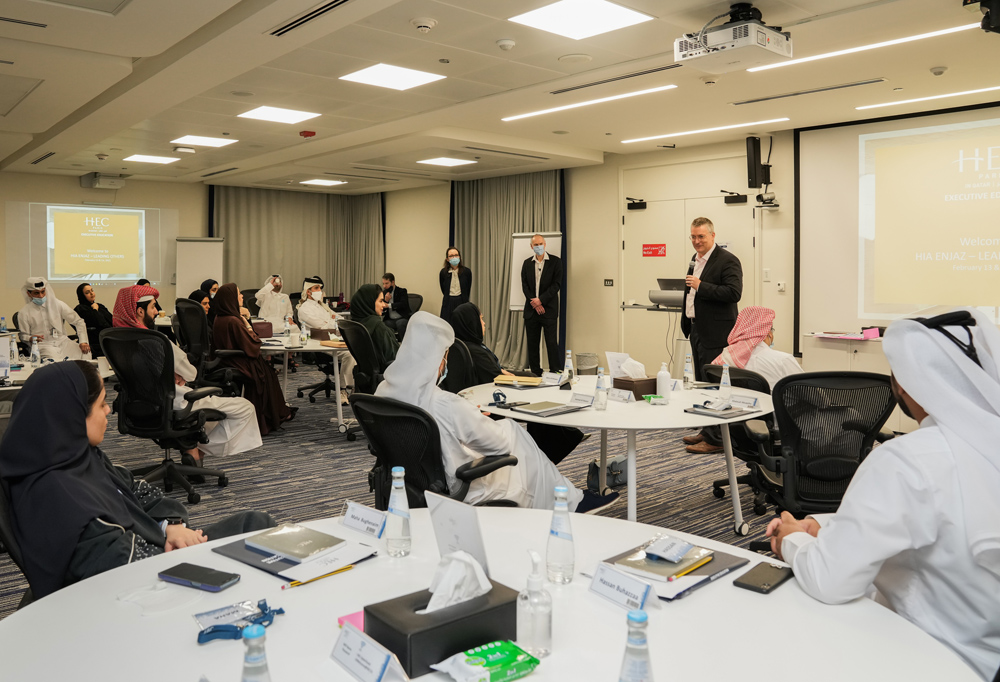 Esteemed professors from HEC Paris will deliver a series of leadership modules.