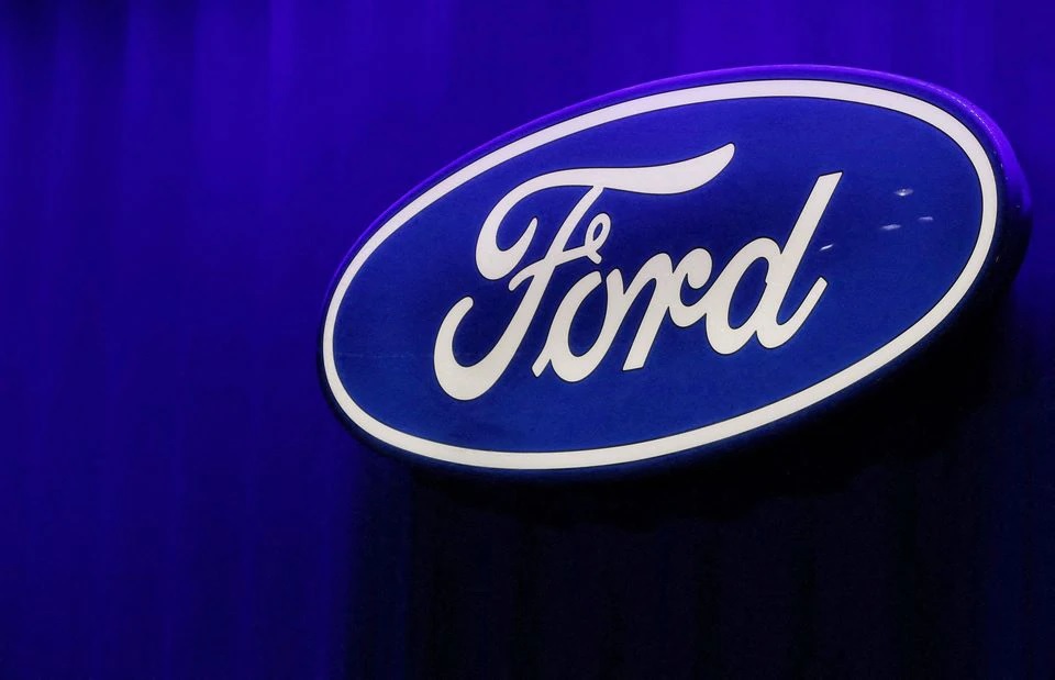 The Ford logo is seen at the North American International Auto Show in Detroit, Michigan, U.S., January 15, 2019. REUTERS/Brendan McDermid/File Photo