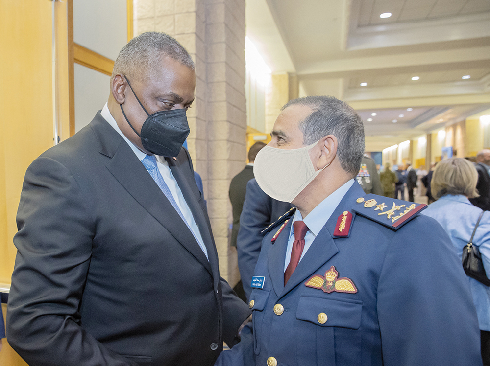 Chief of Staff of Qatar Armed Forces Staff Lieutenant General (Pilot) H E Salem bin Hamad bin Aqeel Al Nabit with US Secretary of Defence H E Lloyd Austin.