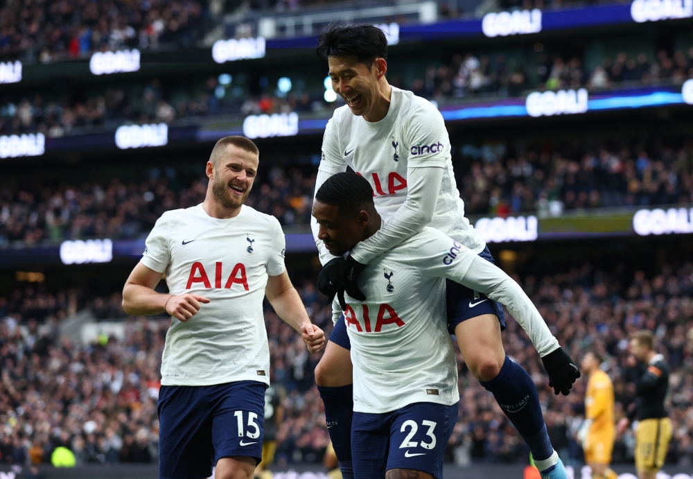 Tottenham Hotspur's Steven Bergwijn celebrates scoring their fifth goal with Son Heung-min REUTERS/David Klein