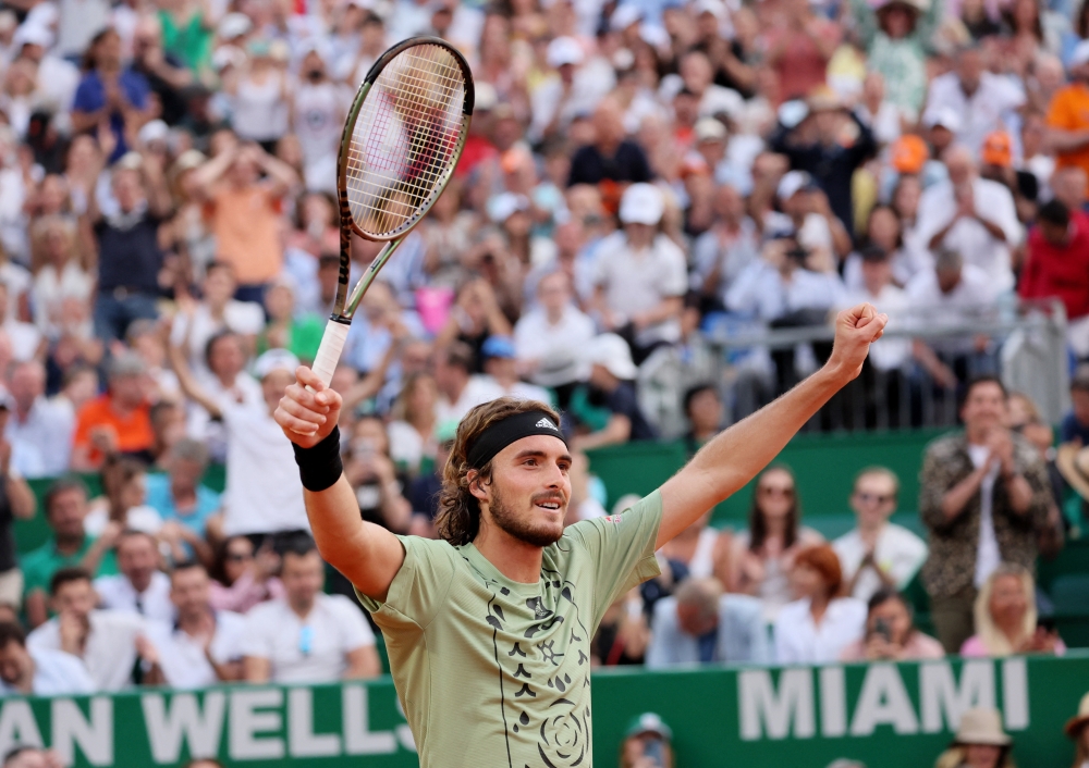 Greece's Stefanos Tsitsipas celebrates winning his semi final match against Germany's Alexander Zverev REUTERS/Denis Balibouse
