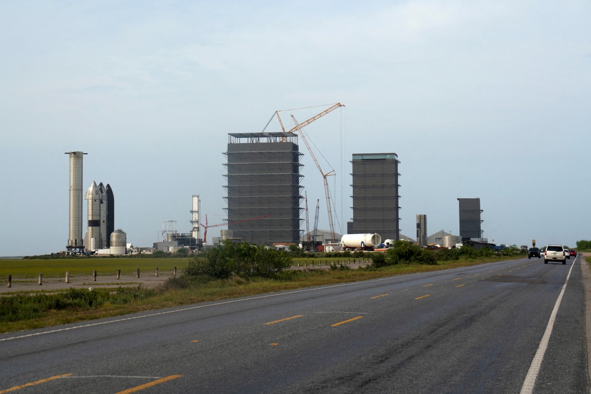 FILE PHOTO: Starship prototypes are pictured at the SpaceX South Texas launch site in Brownsville, Texas, U.S., May 22, 2022. Picture taken May 22, 2022. REUTERS/Veronica G. Cardenas/File Photo

