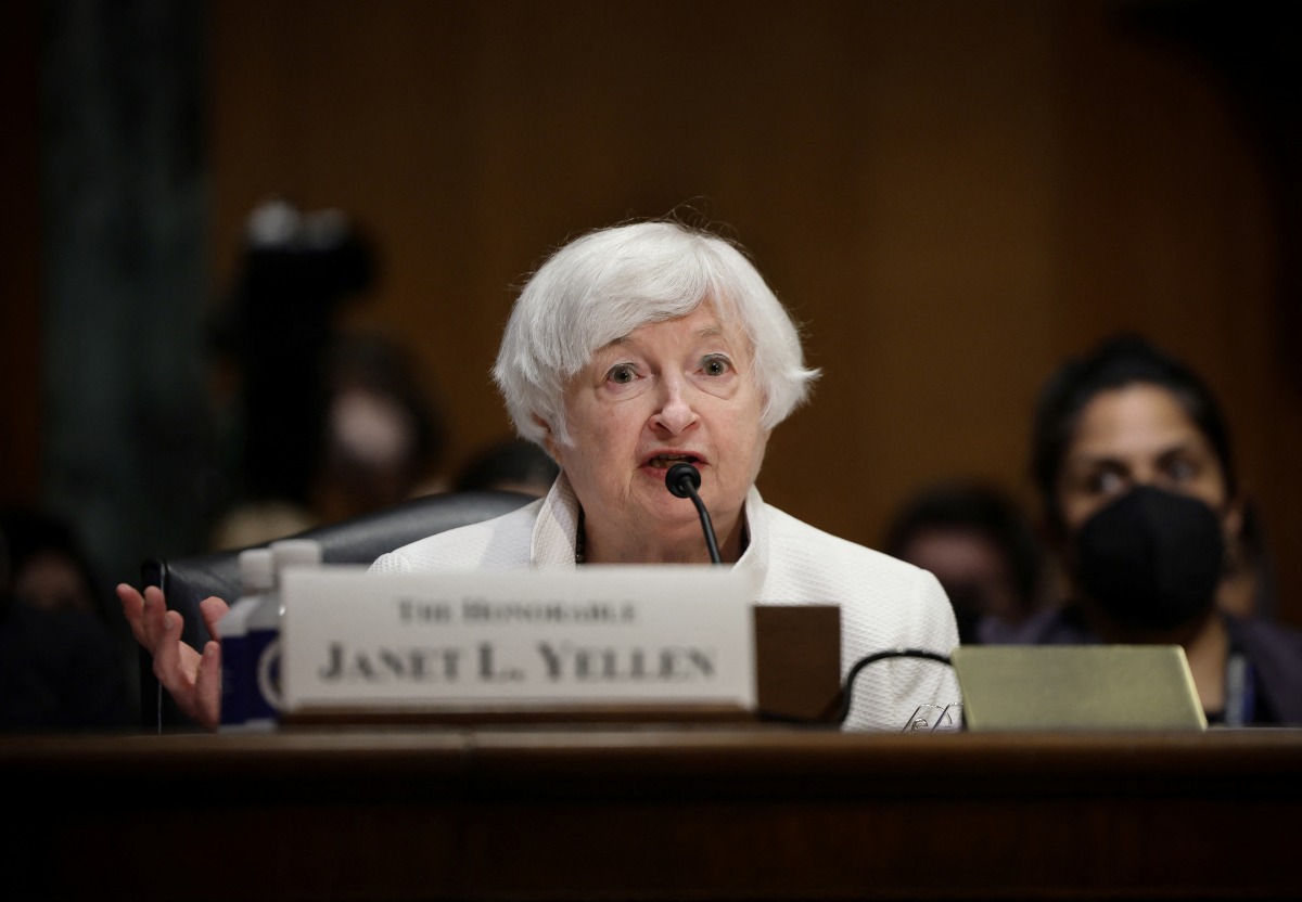 U.S. Treasury Secretary Janet Yellen testifies before a Senate Finance Commmittee hearing on President Biden's 2023 budget, on Capitol Hill in Washington, U.S., June 7, 2022. REUTERS/Evelyn Hockstein
