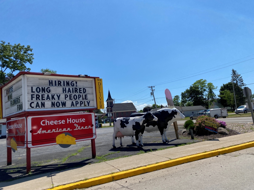 A sign advertising hiring is pictured in Omro, Wisconsin, U.S., June 24, 2022. (REUTERS/Mario Anzuoni)